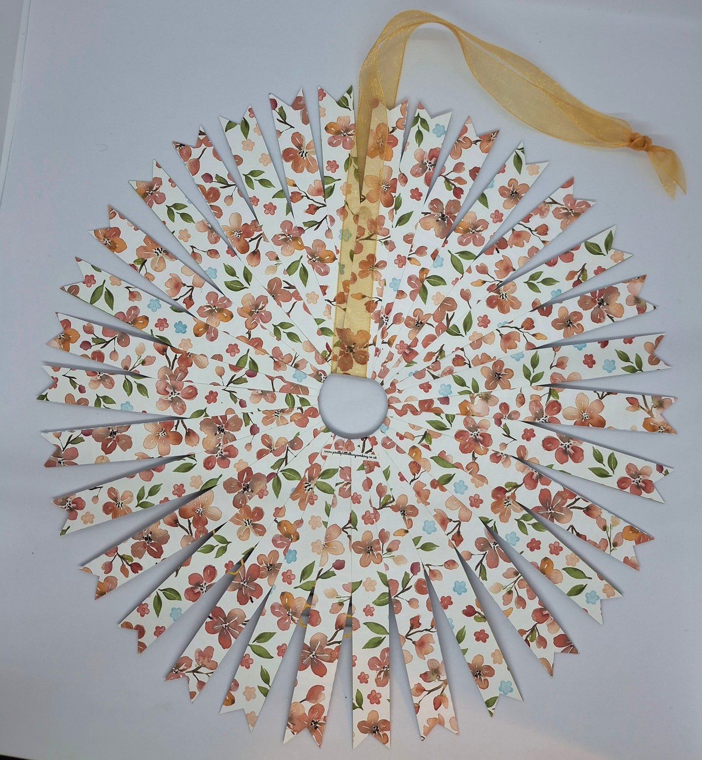 Large Wreath - Bee Happy