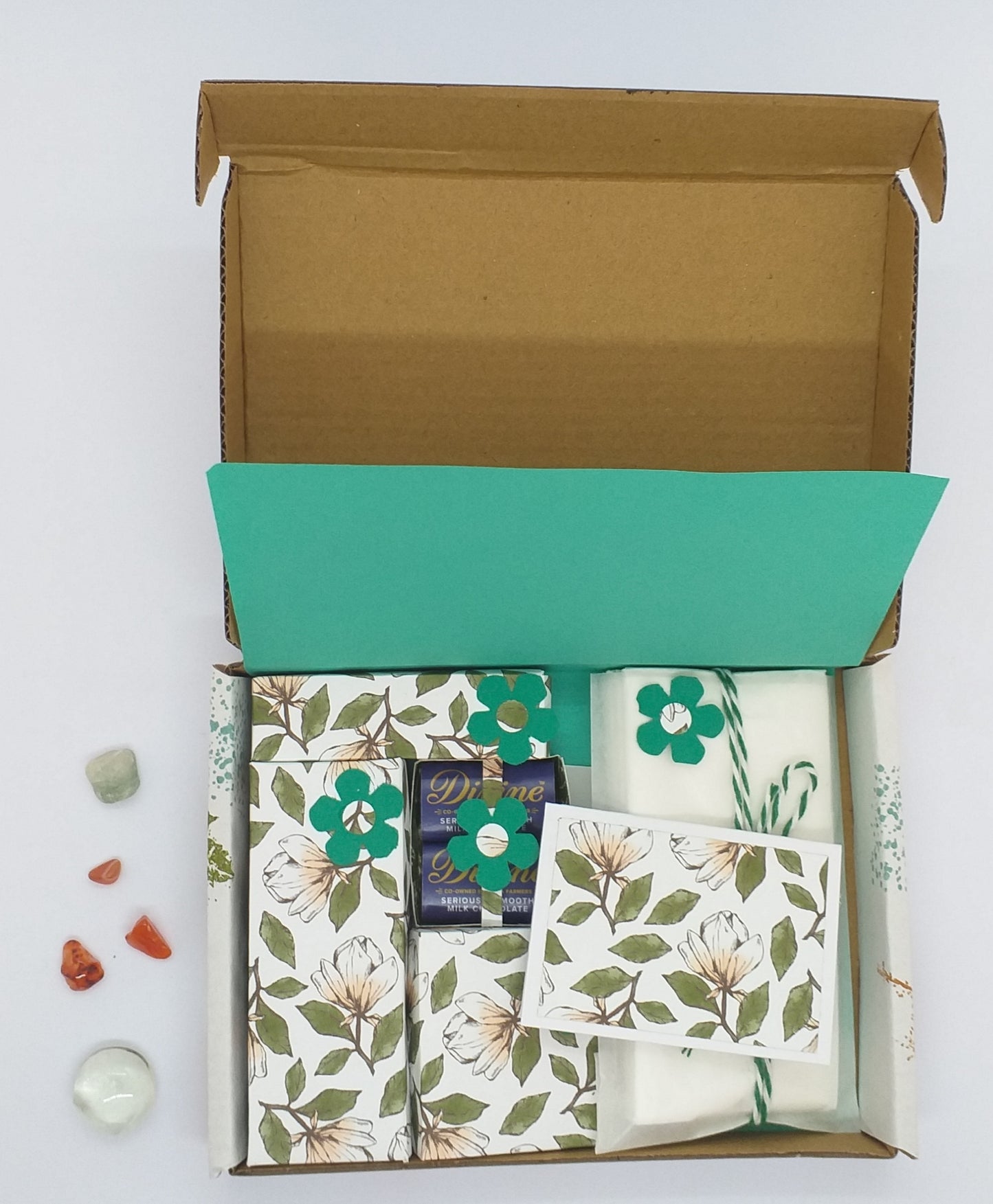 Pretty Little Treat Boxes - Choice of 3 Colours