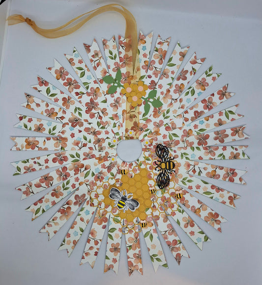 Large Wreath - Bee Happy